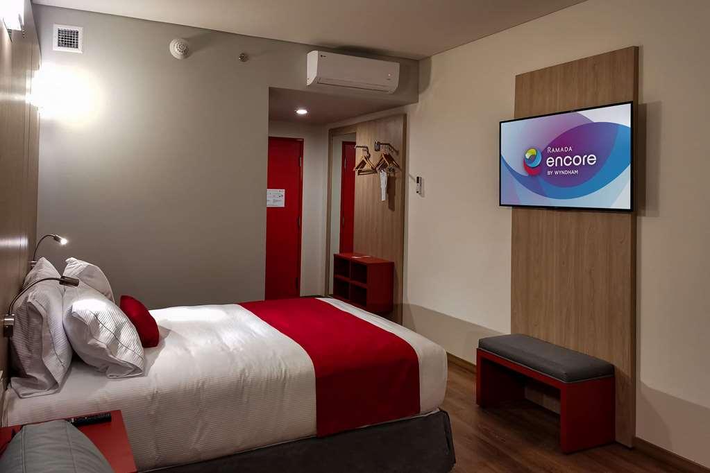 Ramada Encore By Wyndham Guadalajara Aeropuerto Las Pintas Номер фото