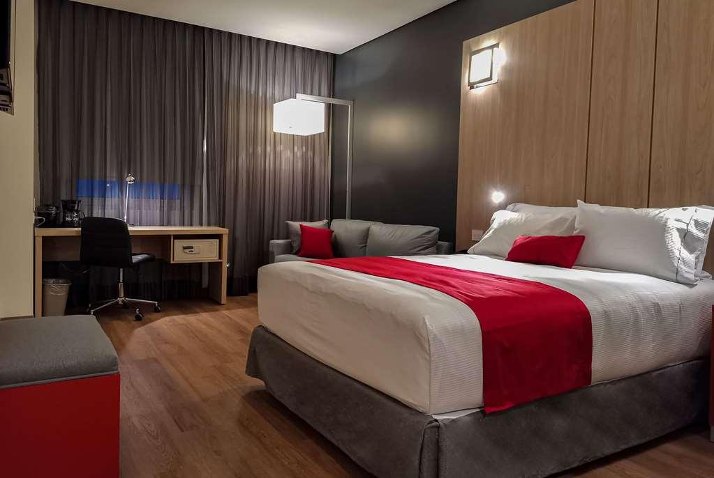 Ramada Encore By Wyndham Guadalajara Aeropuerto Las Pintas Номер фото